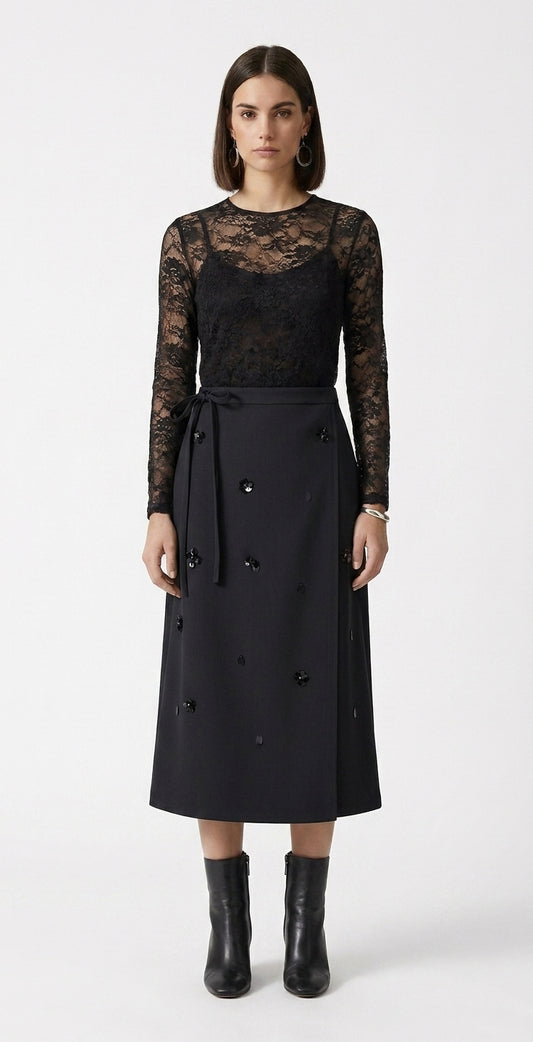 LadyLuxury | Elegant Anti-Wrinkle Midi Skirt with Nail Flower Detail