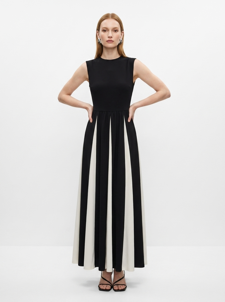 LadyLuxury | Architectural Monochrome Maxi Dress - Elegant Spliced Hem Evening Gown