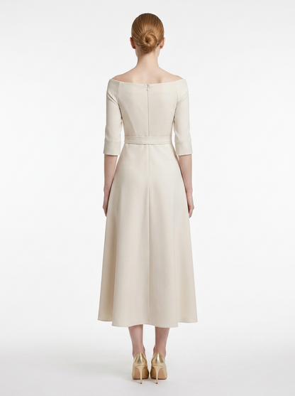 LadyLuxury | Elegant High-Waist A-Line Maxi Dress - Long Sleeve Crew Neck
