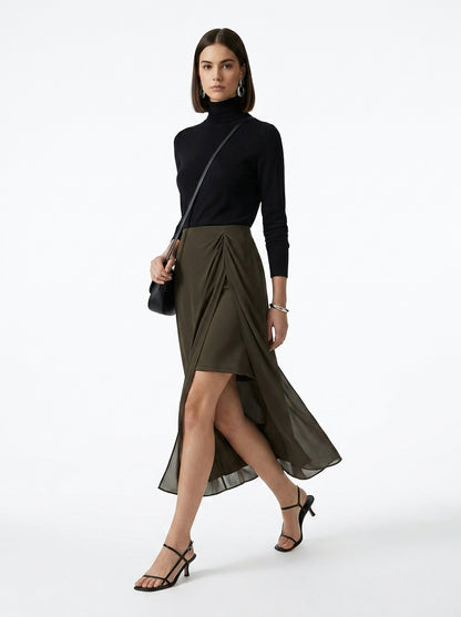 LadyLuxury | Elegant Chiffon Pleated Midi Skirt with Side Slit - Office & Casual Versatile Wear