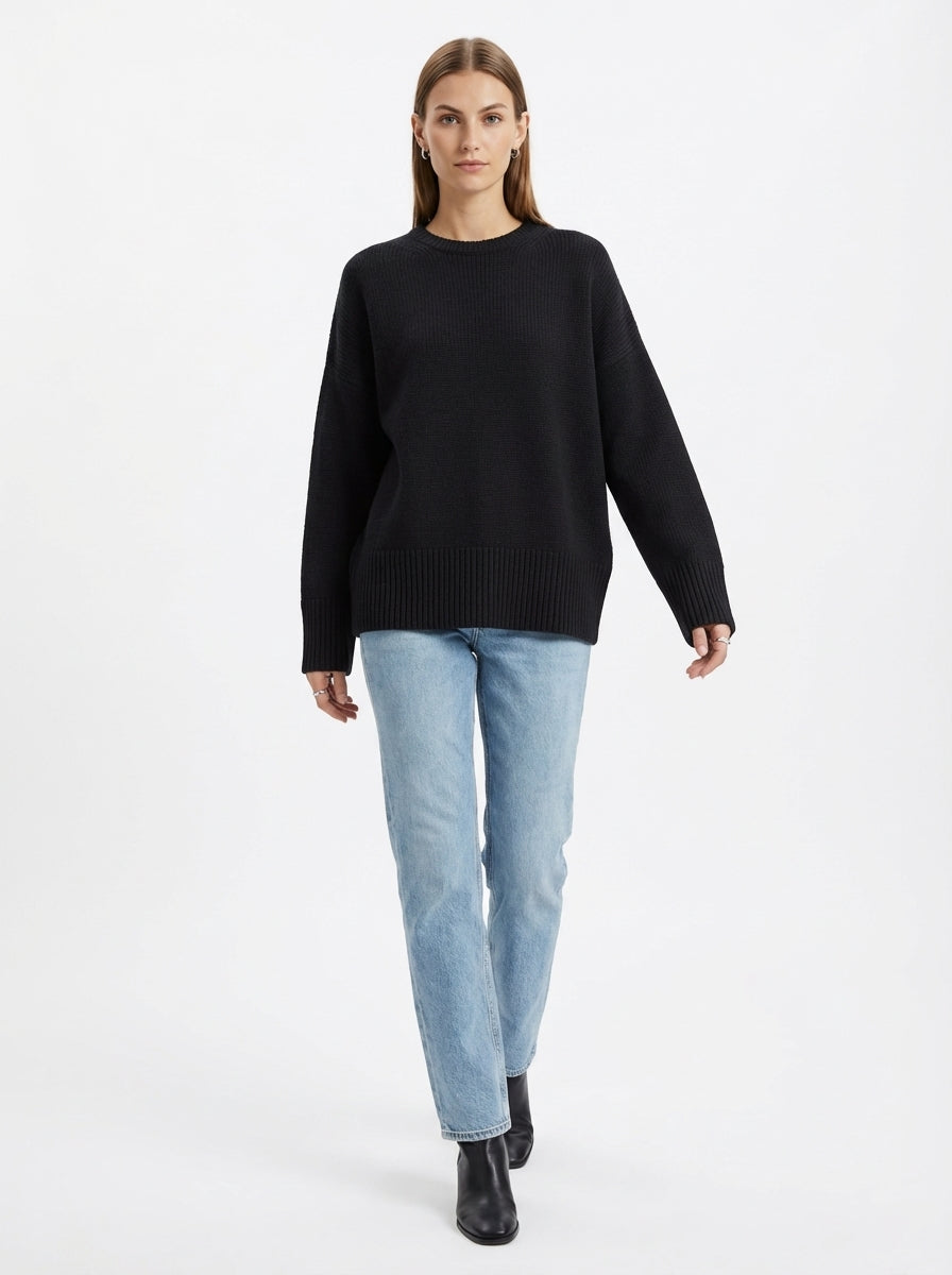 LadyLuxury | Oversized Knit Crewneck Sweater - Minimalist Winter Essential