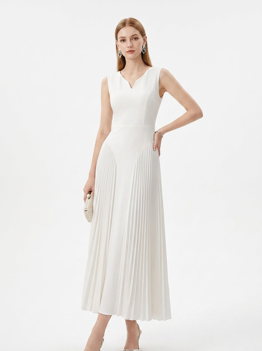 LadyLuxury | Elegant V-Neck Pleated Maxi Dress in White