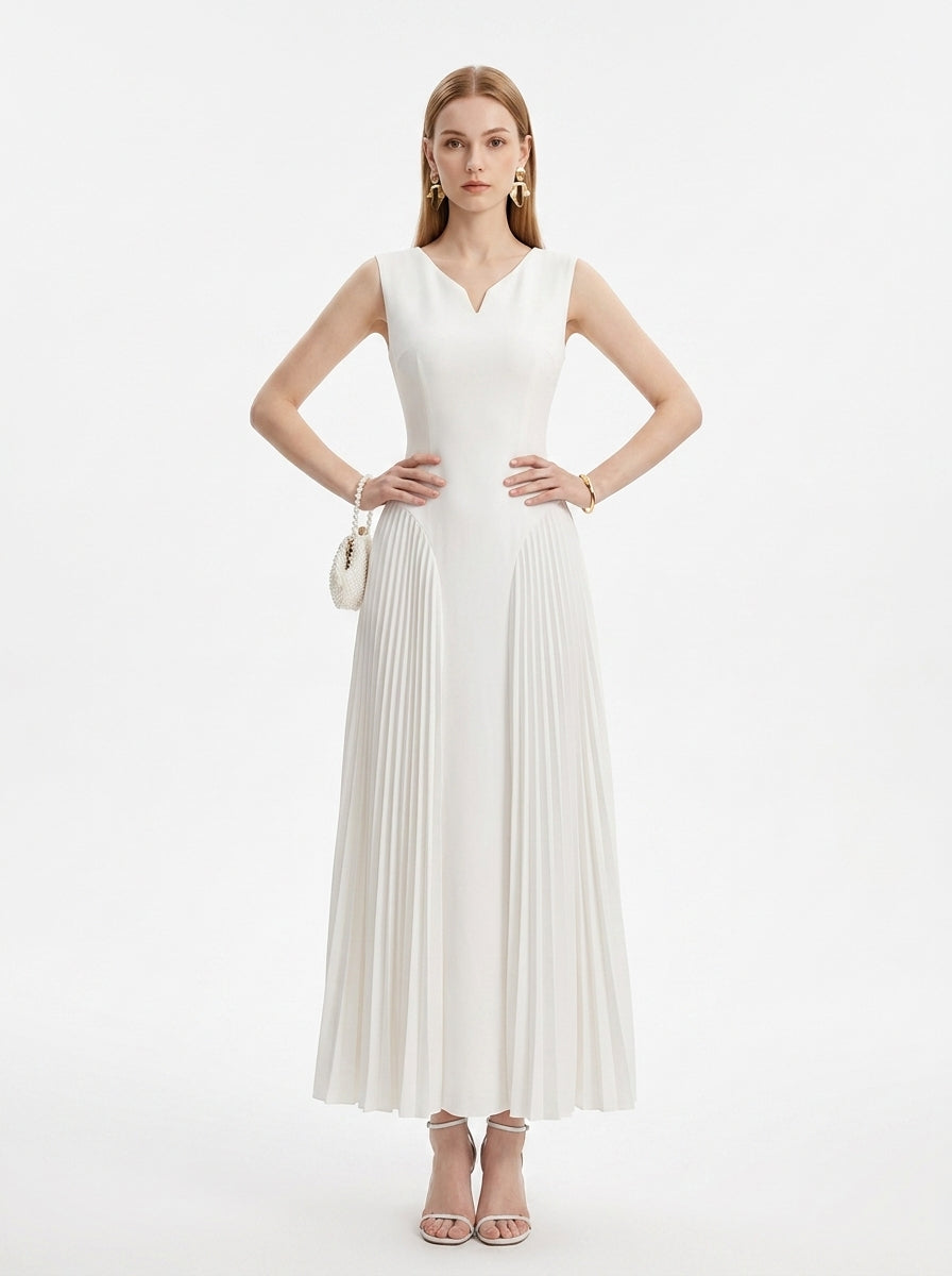 LadyLuxury | Elegant V-Neck Pleated Maxi Dress in White