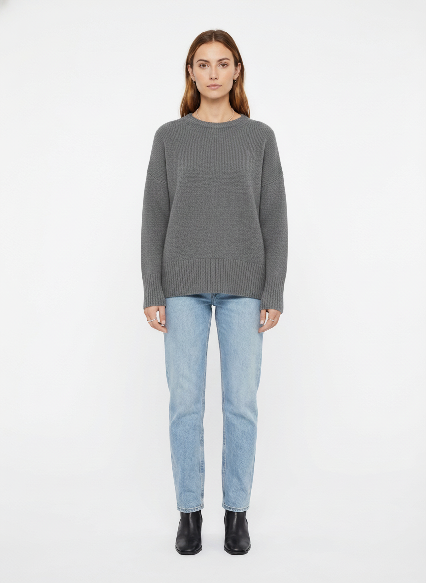 LadyLuxury | Oversized Knit Crewneck Sweater - Minimalist Winter Essential