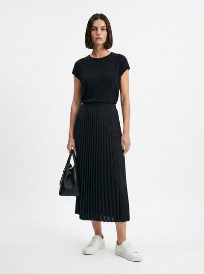 LadyLuxury | Elegant A-Line Knitted Long Skirt with Elastic Waistband
