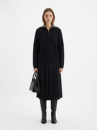 LadyLuxury | Minimalist Half-Zip Ribbed Sweater - Monochrome Relaxed Fit Knit