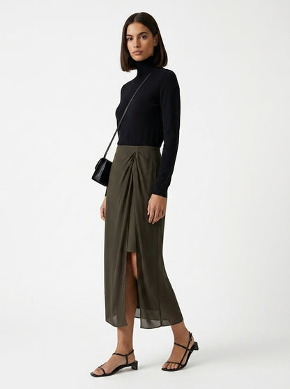 LadyLuxury | Elegant Chiffon Pleated Midi Skirt with Side Slit - Office & Casual Versatile Wear